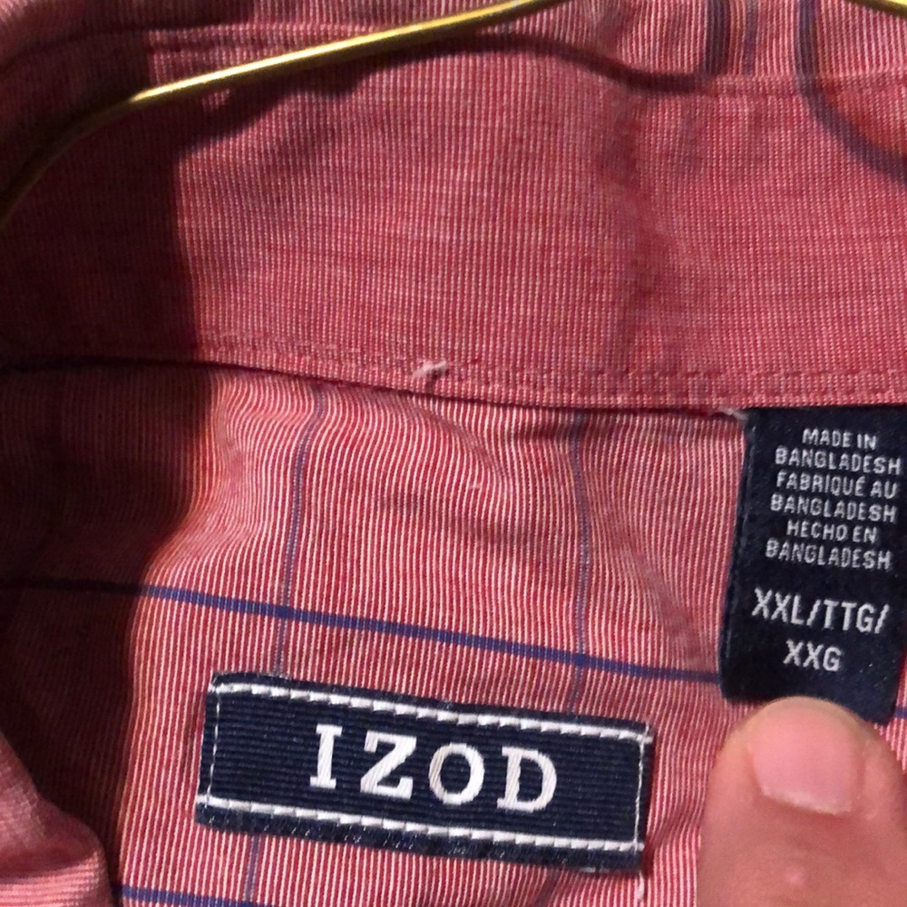Izod windowpane button down oxford. Size XXL. Red with black windowpanes.